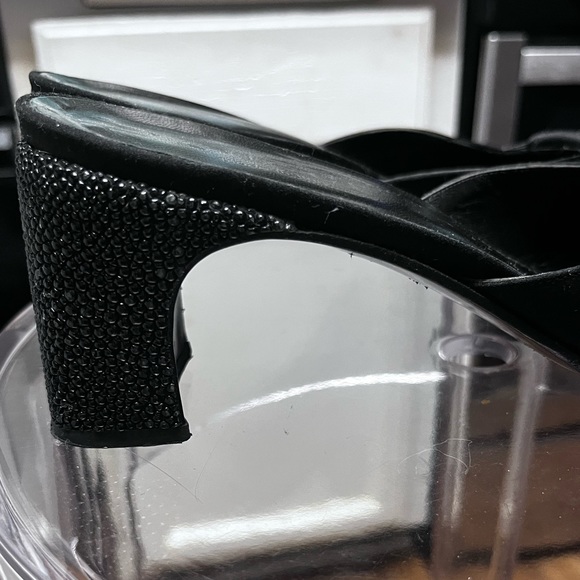 Vintage Gucci Black Heels Slides Circa: 1999 size 9 US / 40 EU ..PONY STINGRAY - Picture 6 of 9